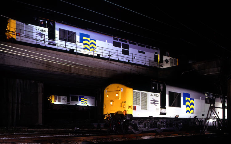 英国铁路公司的铁路货运品牌视觉形象设计案例研究